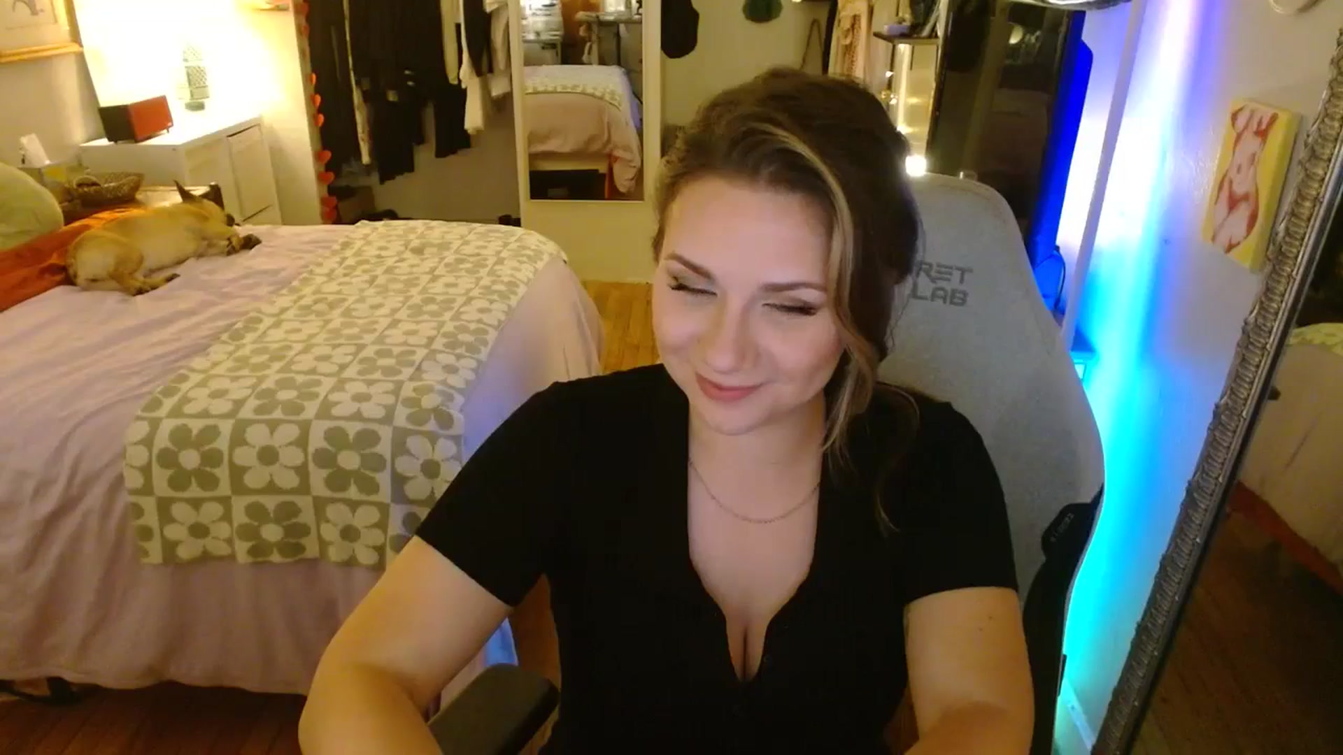 Gallery image thumbnail from Sweetestlilly's myfreecams stream on, 08/03/2024, 02:42 image 12 of 20