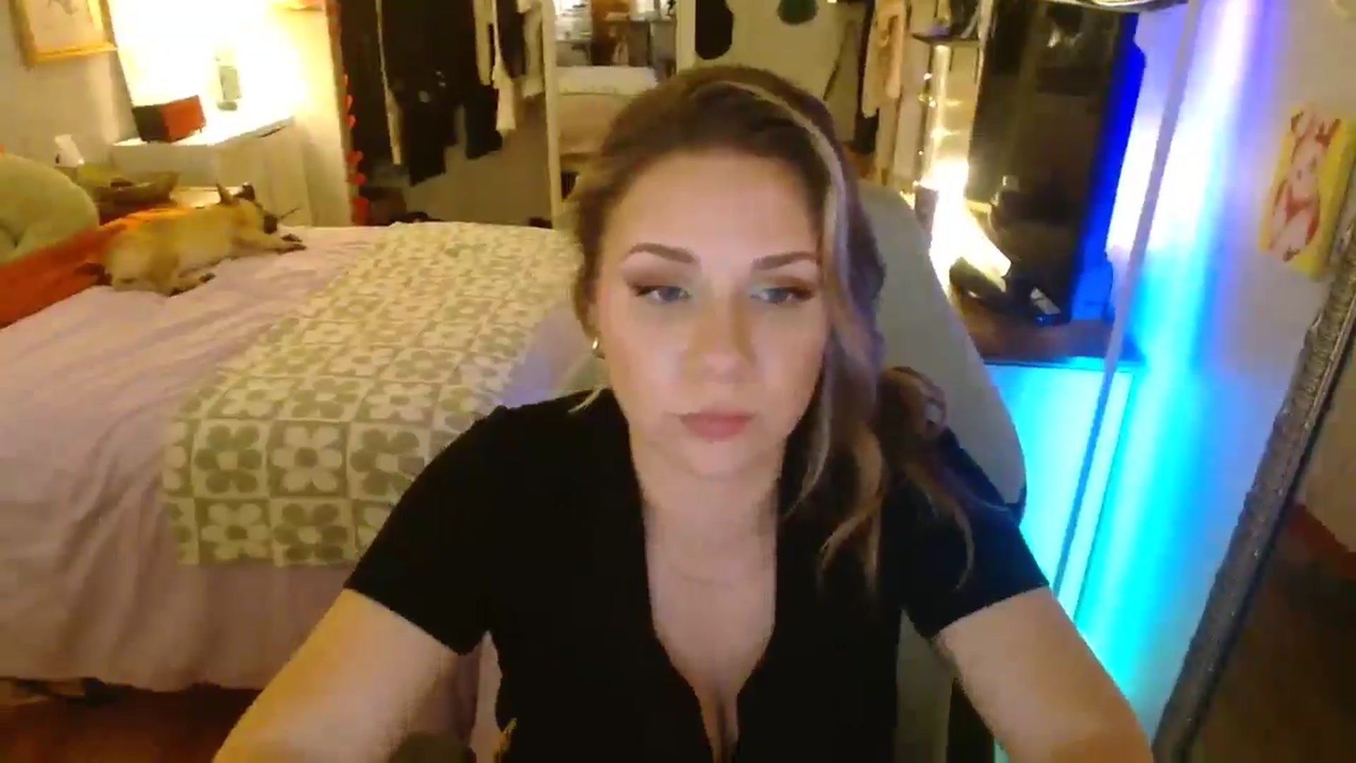 Gallery image thumbnail from Sweetestlilly's myfreecams stream on, 08/03/2024, 02:42 image 15 of 20