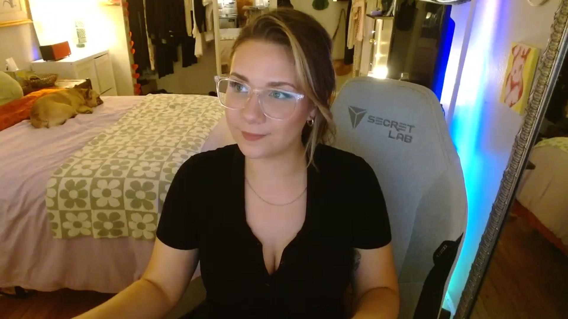 Gallery image thumbnail from Sweetestlilly's myfreecams stream on, 08/03/2024, 02:42 image 7 of 20