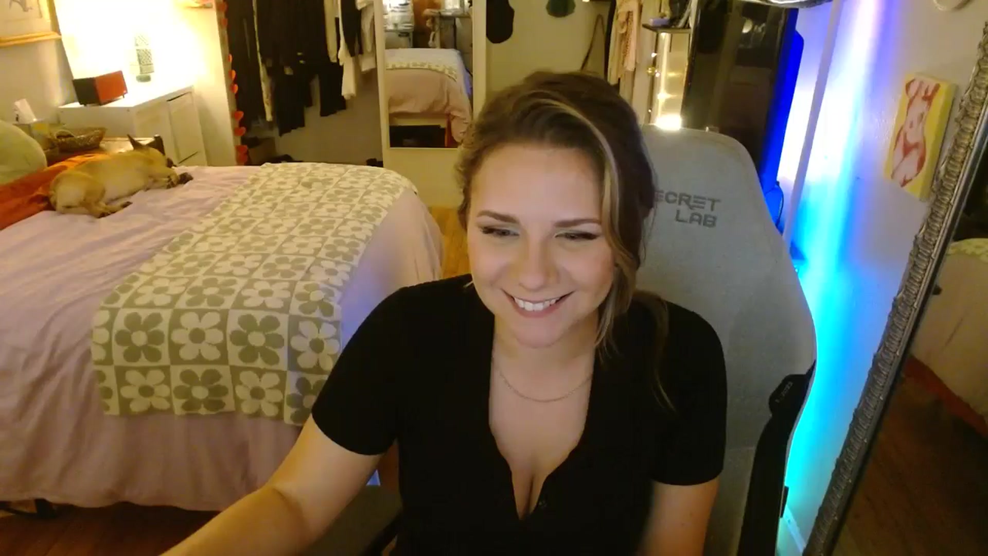 Gallery image thumbnail from Sweetestlilly's myfreecams stream on, 08/03/2024, 02:42 image 13 of 20