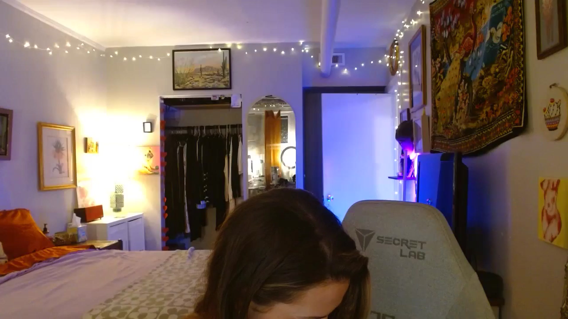 Gallery image thumbnail from Sweetestlilly's myfreecams stream on, 08/05/2024, 02:06 image 13 of 20