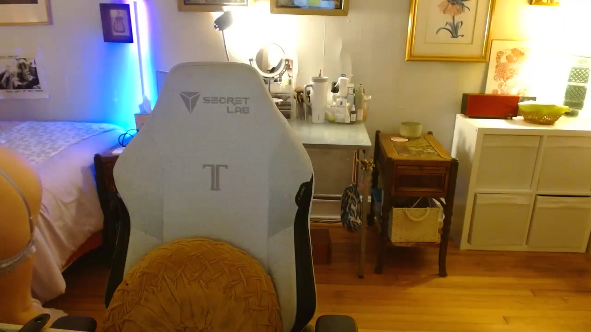 Gallery image thumbnail from Sweetestlilly's myfreecams stream on, 08/09/2024, 04:21 image 20 of 20