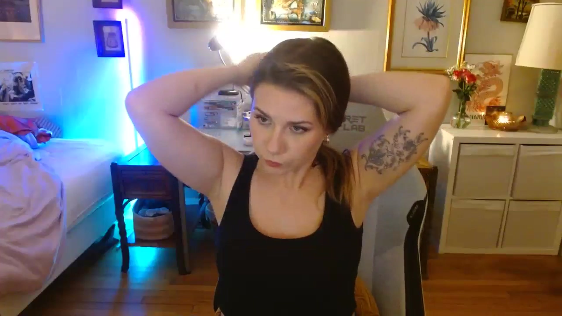 Gallery image thumbnail from Sweetestlilly's myfreecams stream on, 08/14/2024, 03:19 image 8 of 20