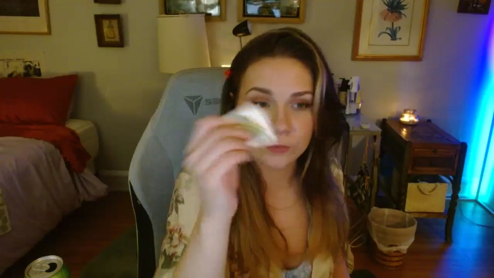 Gallery image thumbnail from Sweetestlilly's myfreecams stream on, 08/26/2024, 04:02 image 4 of 20