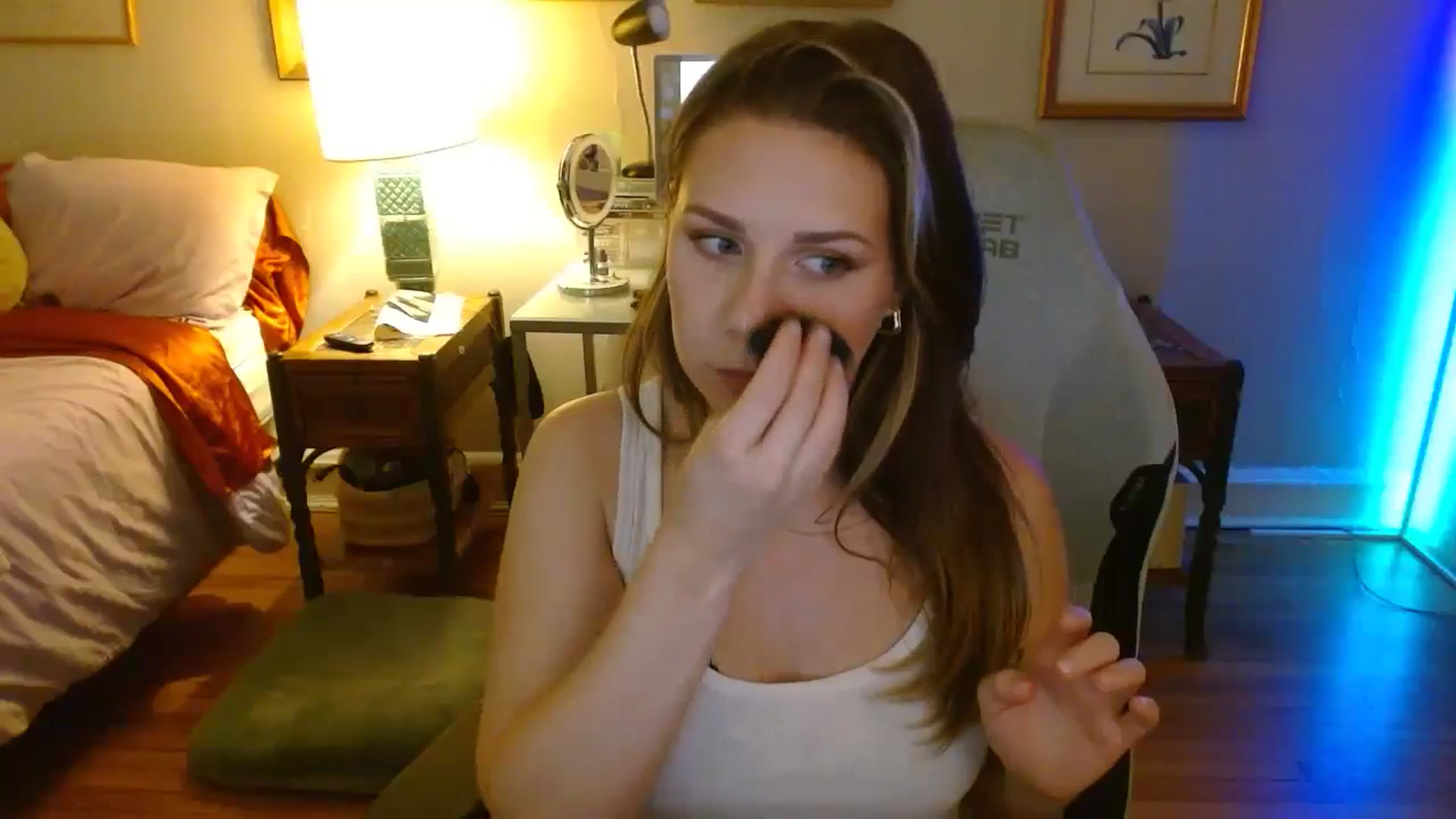 Gallery image thumbnail from Sweetestlilly's myfreecams stream on, 08/27/2024, 02:58 image 9 of 20