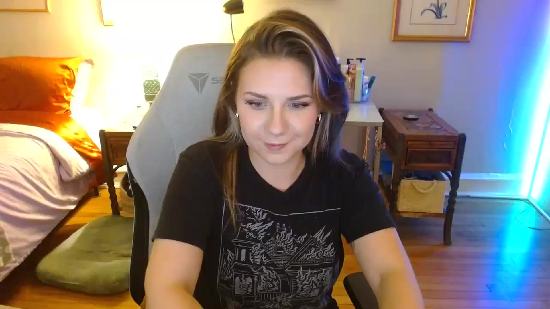 Gallery image thumbnail from Sweetestlilly's myfreecams stream on, 09/01/2024, 01:11 image 18 of 20