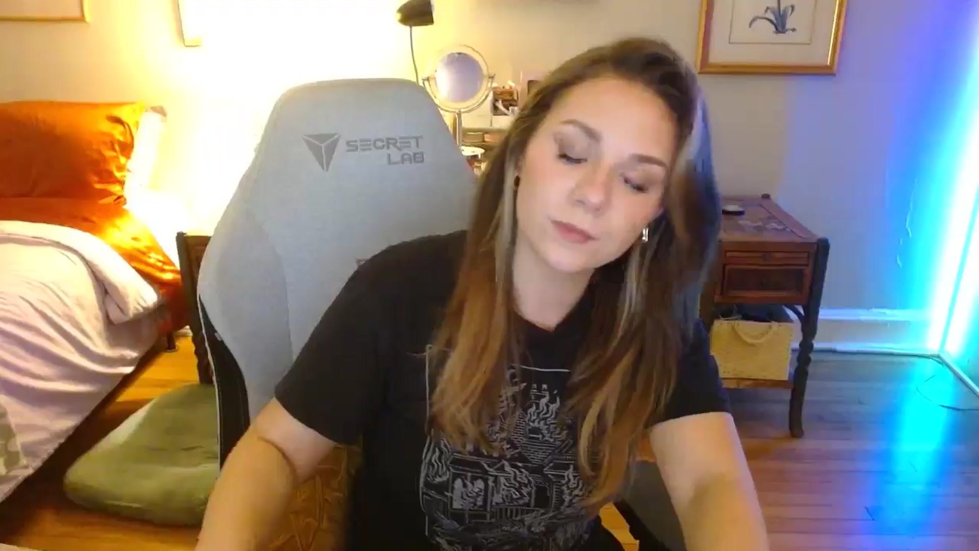 Gallery image thumbnail from Sweetestlilly's myfreecams stream on, 09/01/2024, 01:11 image 9 of 20
