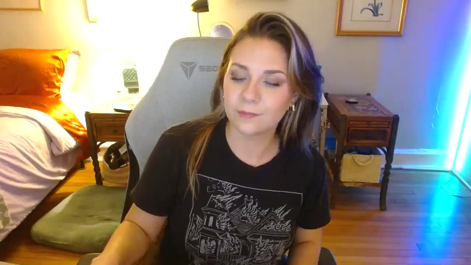 Gallery image thumbnail from Sweetestlilly's myfreecams stream on, 09/01/2024, 01:11 image 17 of 20