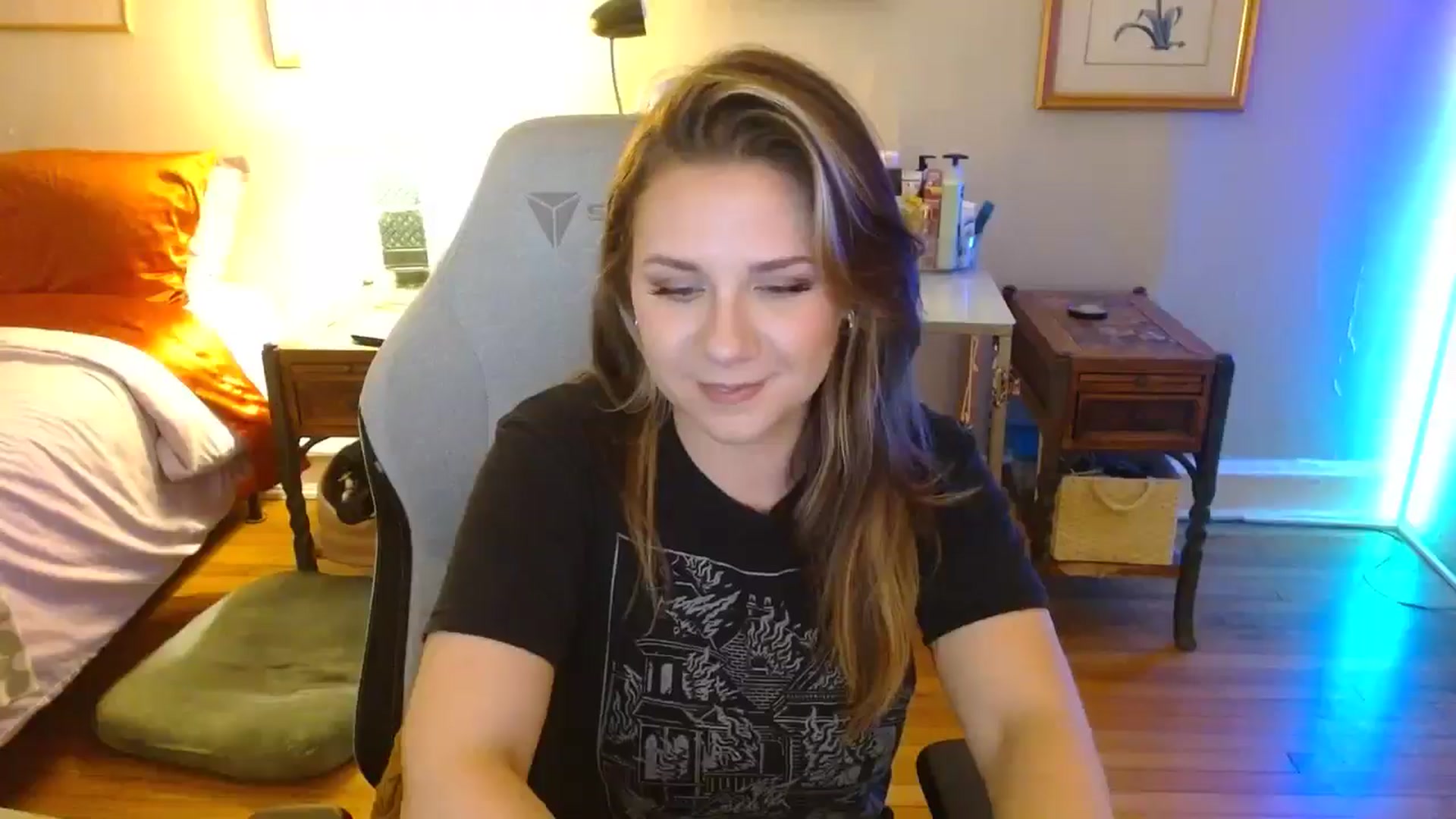 Gallery image thumbnail from Sweetestlilly's myfreecams stream on, 09/01/2024, 01:11 image 19 of 20
