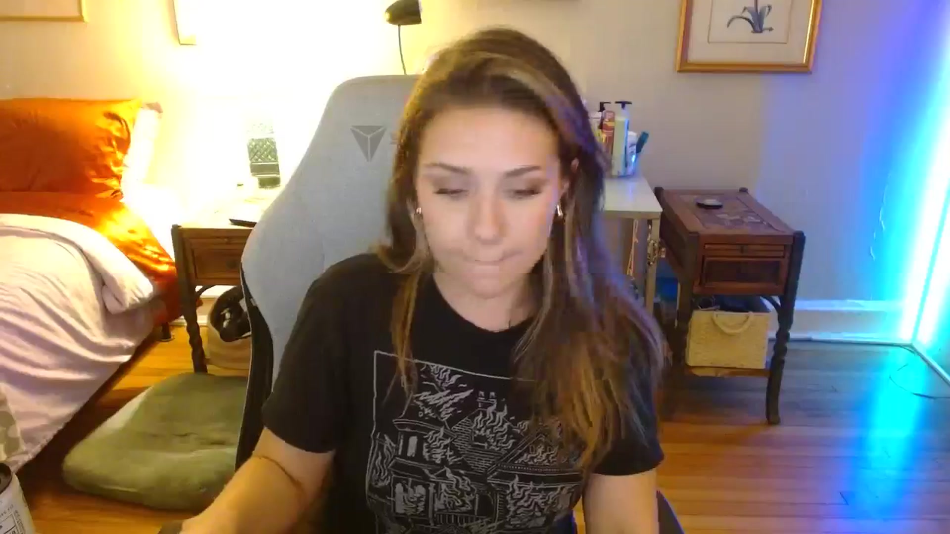Gallery image thumbnail from Sweetestlilly's myfreecams stream on, 09/01/2024, 01:11 image 20 of 20