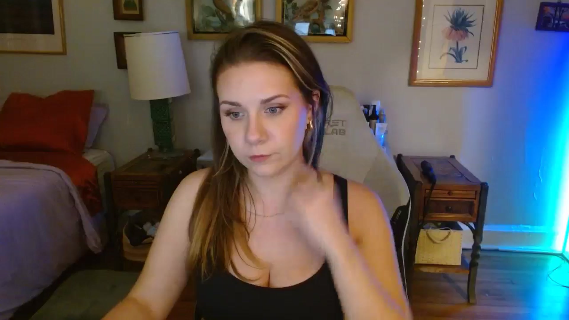 Gallery image thumbnail from Sweetestlilly's myfreecams stream on, 09/02/2024, 03:07 image 2 of 20