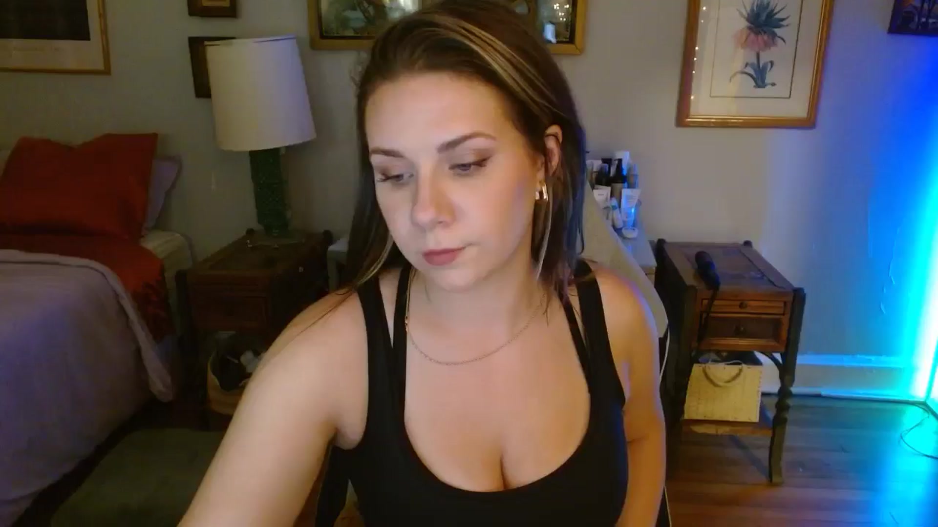 Gallery image thumbnail from Sweetestlilly's myfreecams stream on, 09/02/2024, 03:07 image 16 of 20