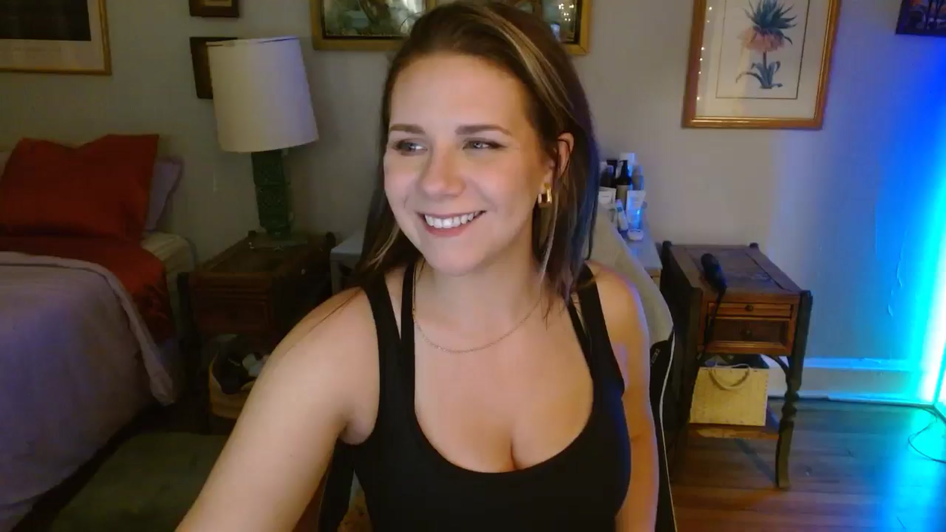 Gallery image thumbnail from Sweetestlilly's myfreecams stream on, 09/02/2024, 03:07 image 17 of 20