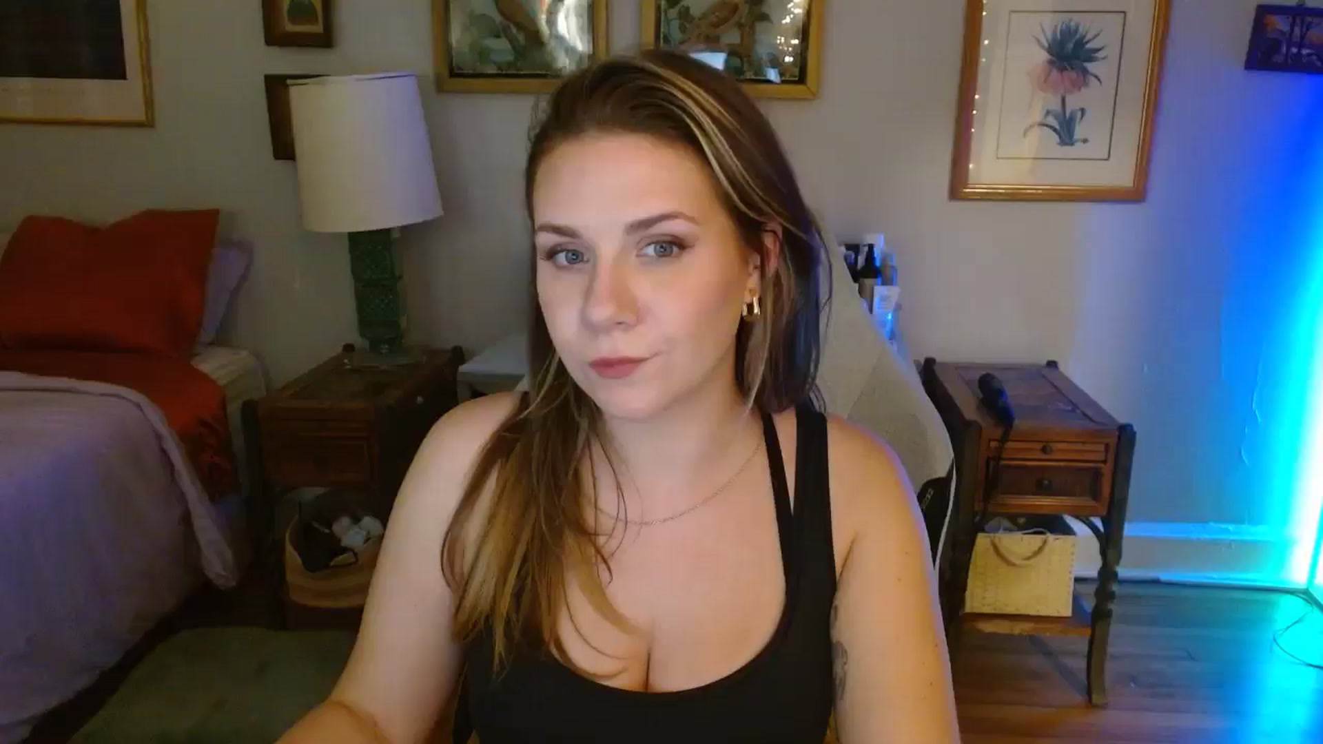 Gallery image thumbnail from Sweetestlilly's myfreecams stream on, 09/02/2024, 03:07 image 3 of 20
