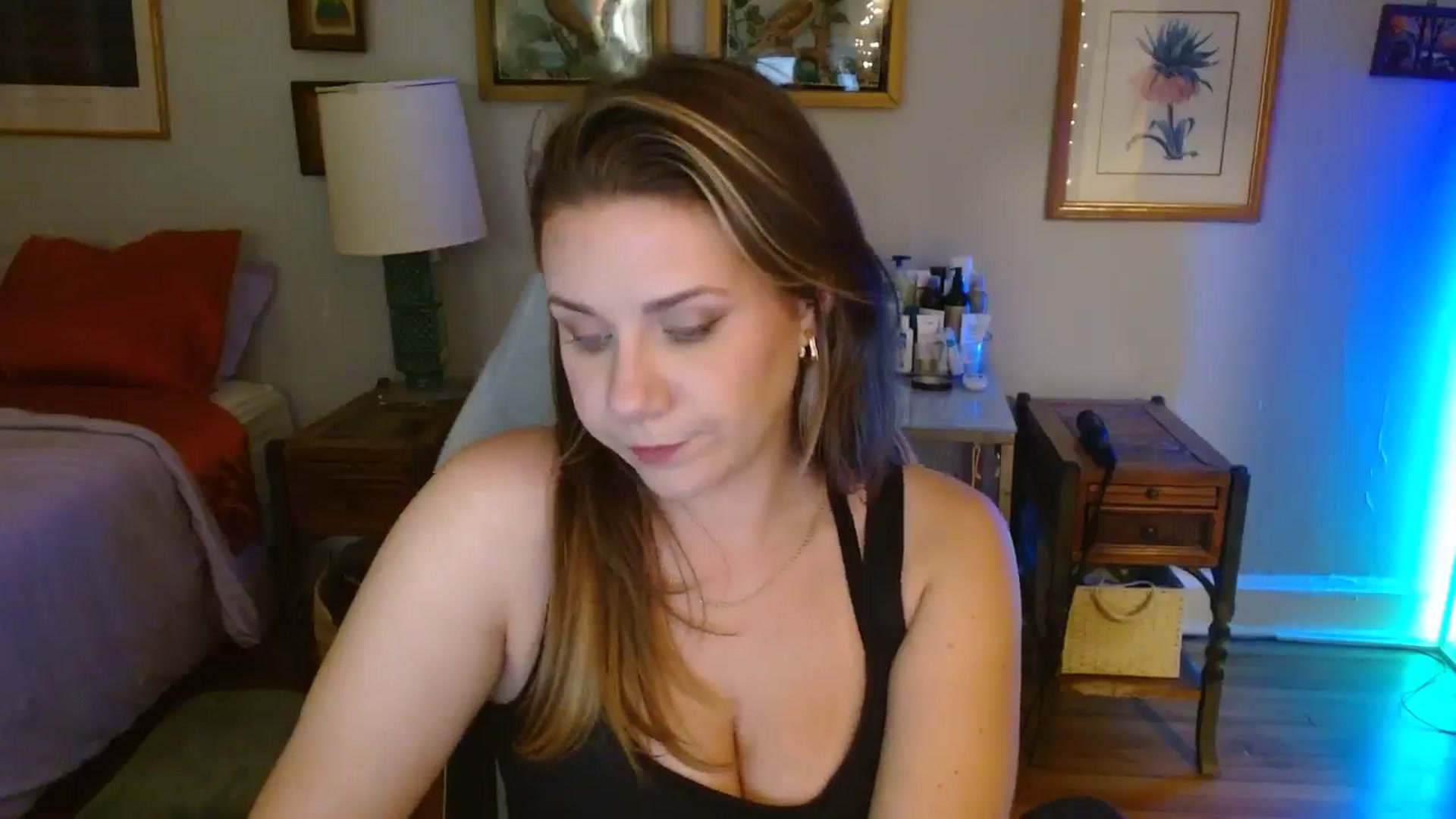 Gallery image thumbnail from Sweetestlilly's myfreecams stream on, 09/02/2024, 03:07 image 8 of 20