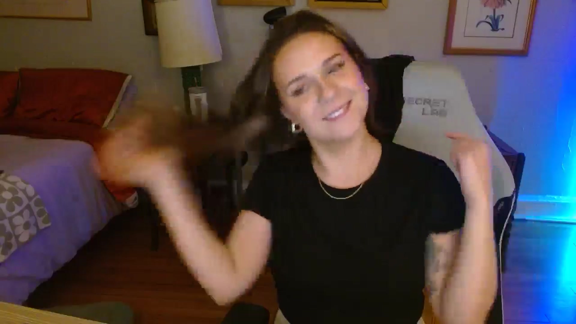 Gallery image thumbnail from Sweetestlilly's myfreecams stream on, 09/04/2024, 03:28 image 18 of 20