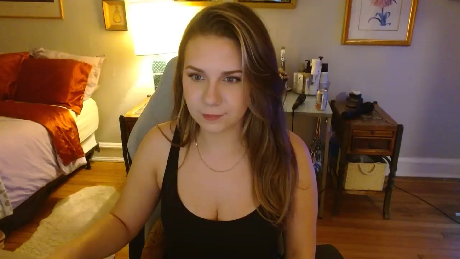 Gallery image thumbnail from Sweetestlilly's myfreecams stream on, 09/06/2024, 01:41 image 13 of 20