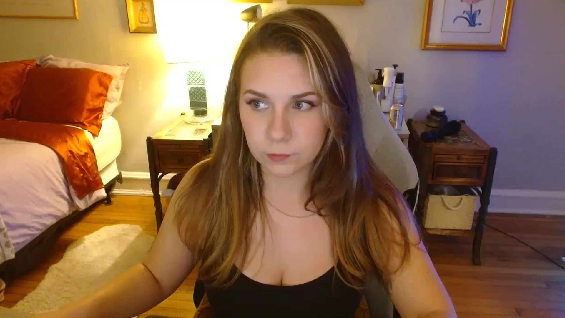 Gallery image thumbnail from Sweetestlilly's myfreecams stream on, 09/06/2024, 01:41 image 6 of 20