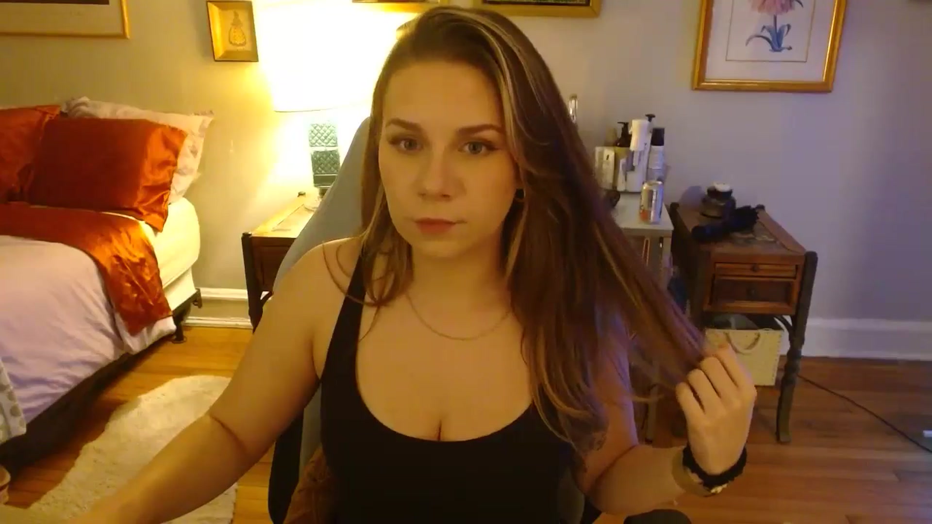 Gallery image thumbnail from Sweetestlilly's myfreecams stream on, 09/06/2024, 01:41 image 16 of 20