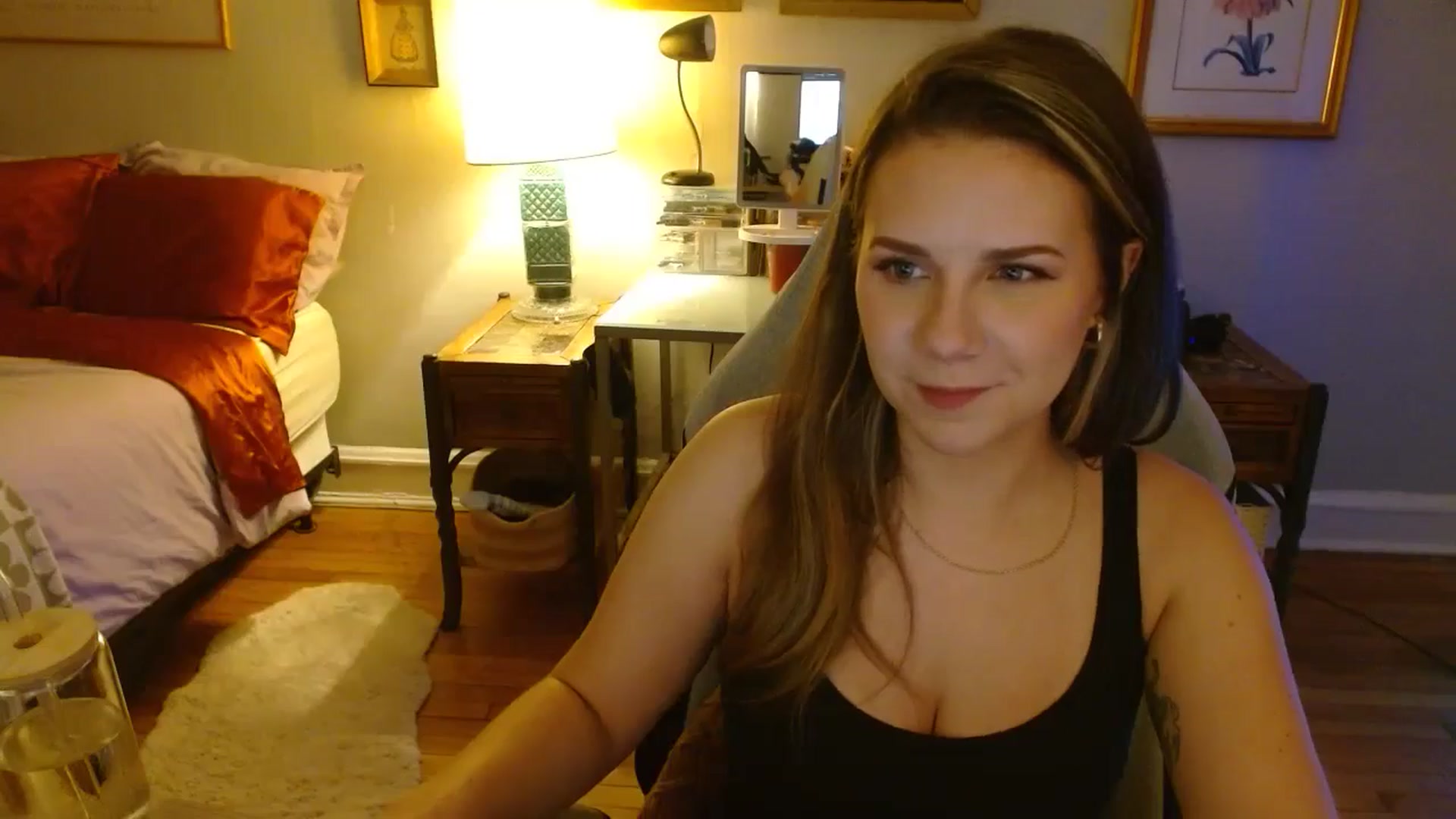 Gallery image thumbnail from Sweetestlilly's myfreecams stream on, 09/06/2024, 01:41 image 2 of 20