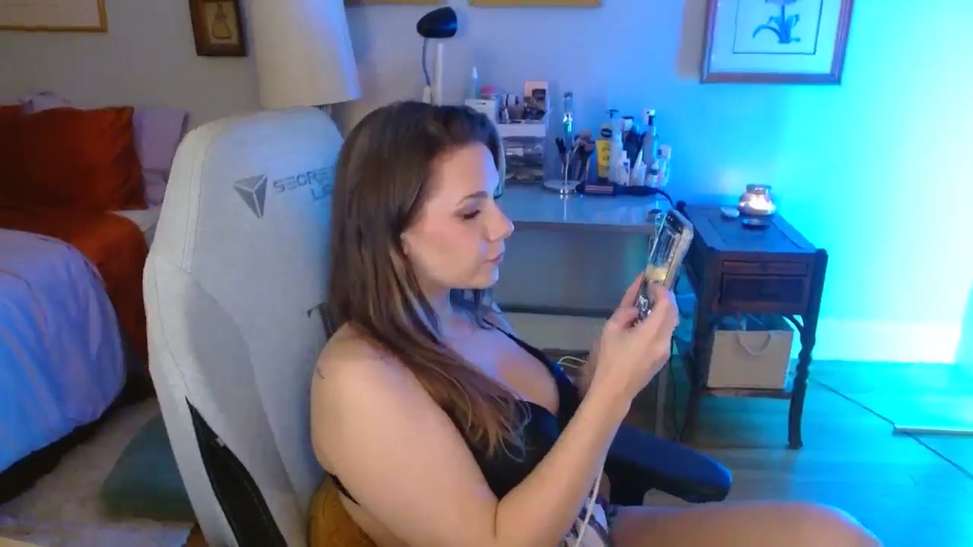 Gallery image thumbnail from Sweetestlilly's myfreecams stream on, 09/07/2024, 03:21 image 8 of 20