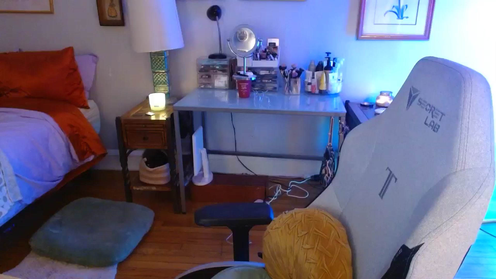 Gallery image thumbnail from Sweetestlilly's myfreecams stream on, 09/10/2024, 03:07 image 1 of 20