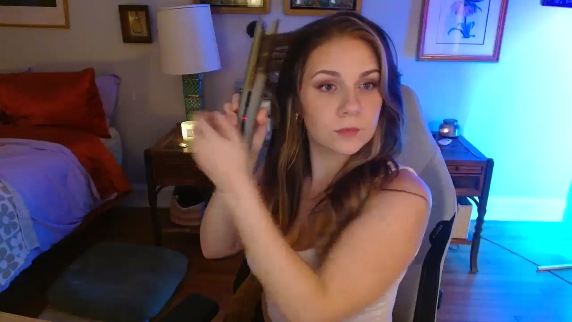 Gallery image thumbnail from Sweetestlilly's myfreecams stream on, 09/10/2024, 03:07 image 16 of 20