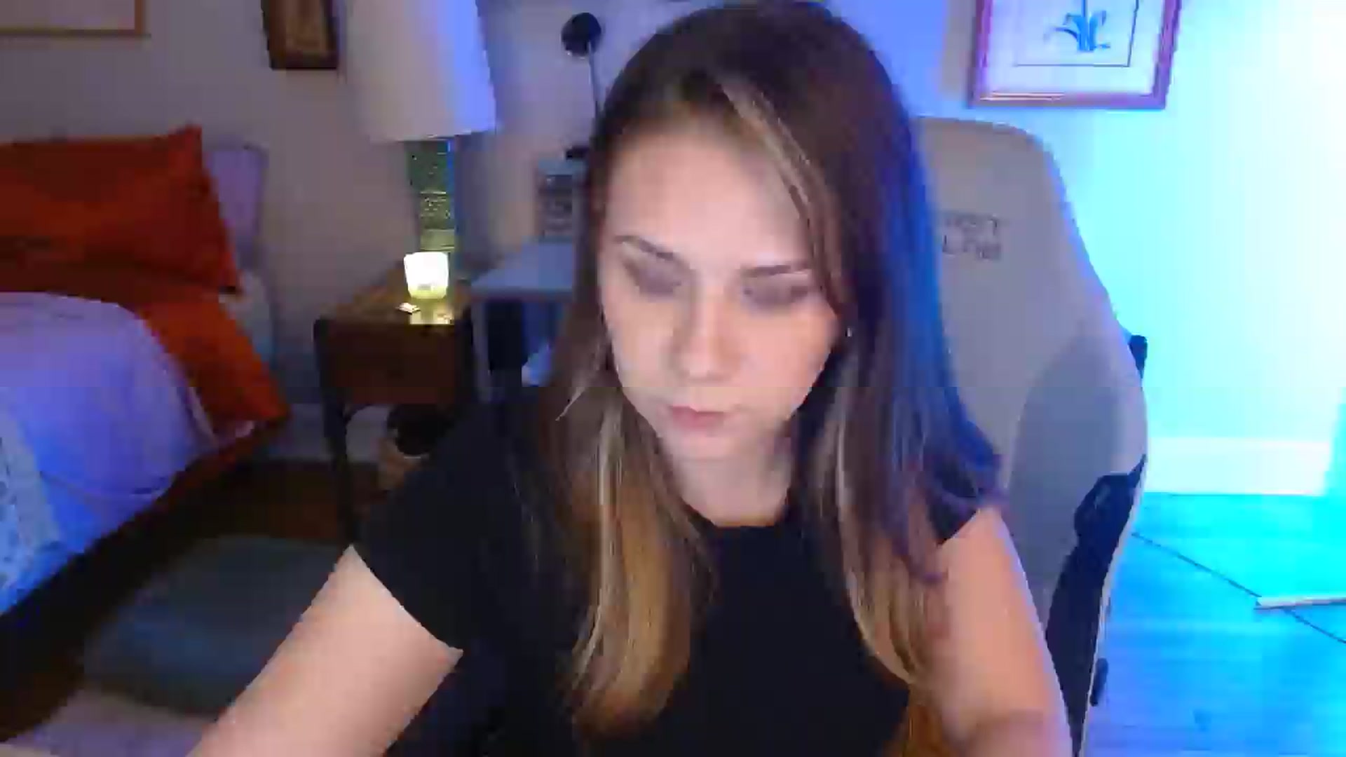 Gallery image thumbnail from Sweetestlilly's myfreecams stream on, 09/10/2024, 03:07 image 2 of 20