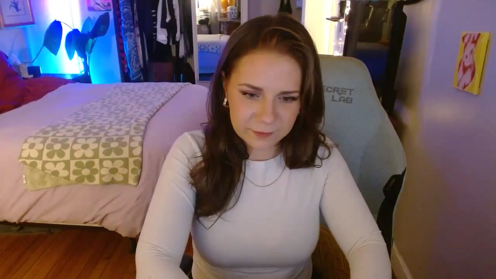 Gallery image thumbnail from Sweetestlilly's myfreecams stream on, 09/15/2024, 03:26 image 6 of 20