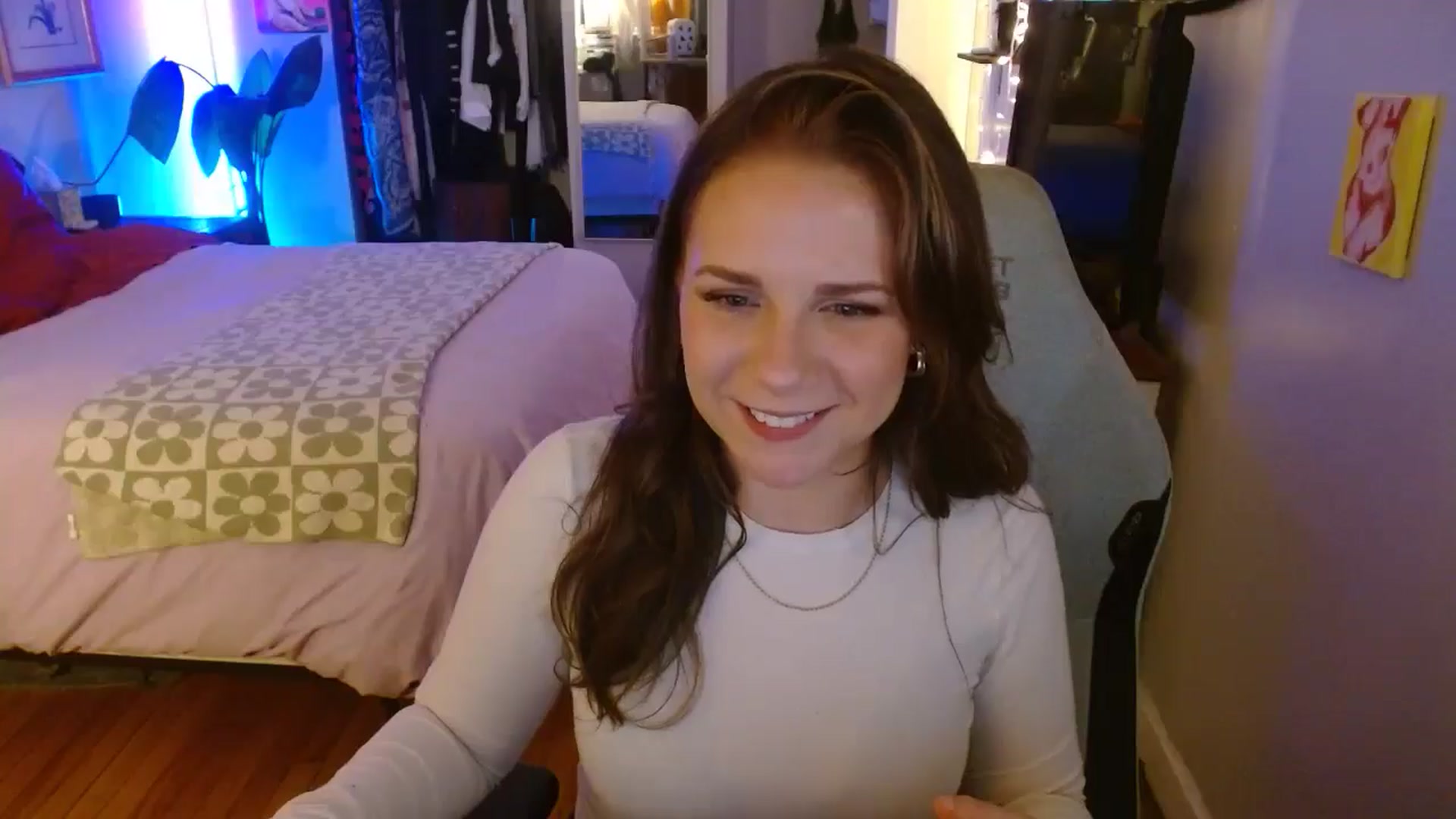 Gallery image thumbnail from Sweetestlilly's myfreecams stream on, 09/15/2024, 03:26 image 9 of 20
