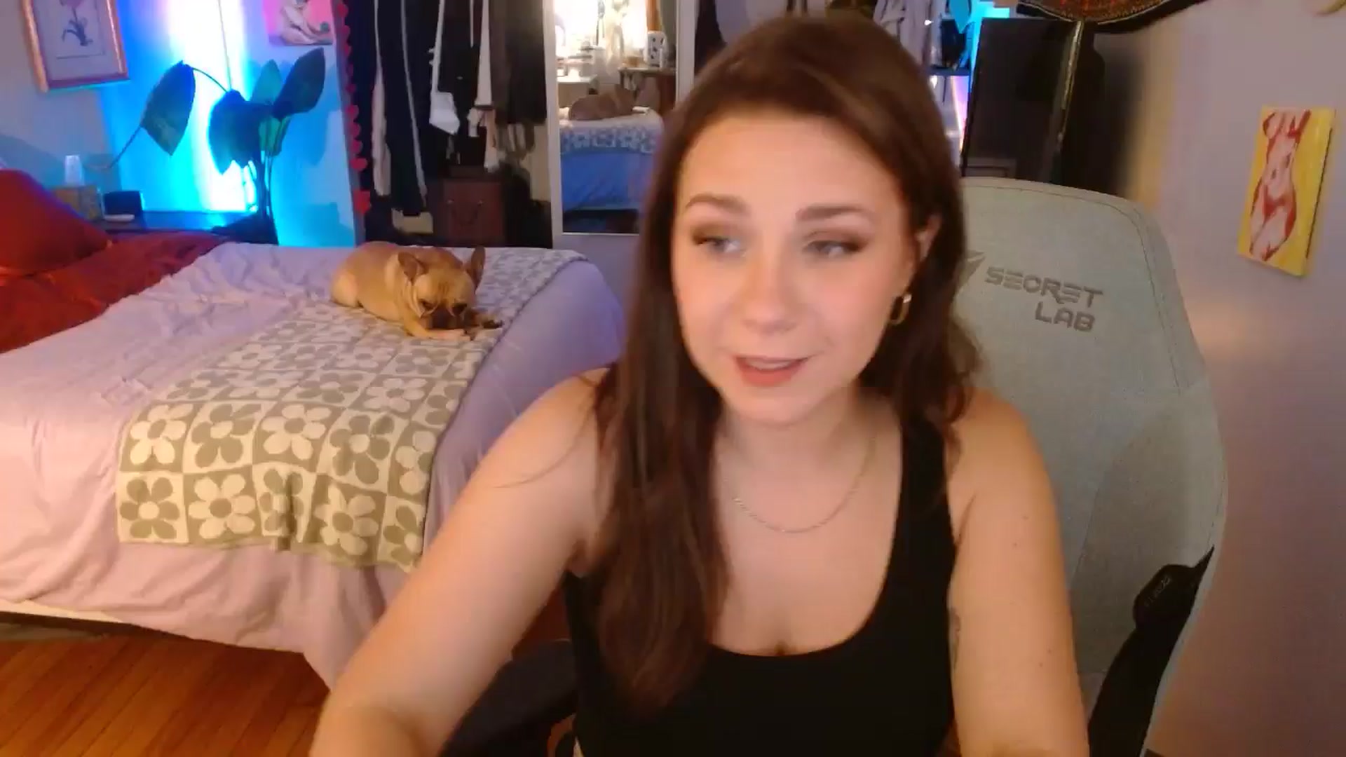 Gallery image thumbnail from Sweetestlilly's myfreecams stream on, 09/23/2024, 02:17 image 5 of 20