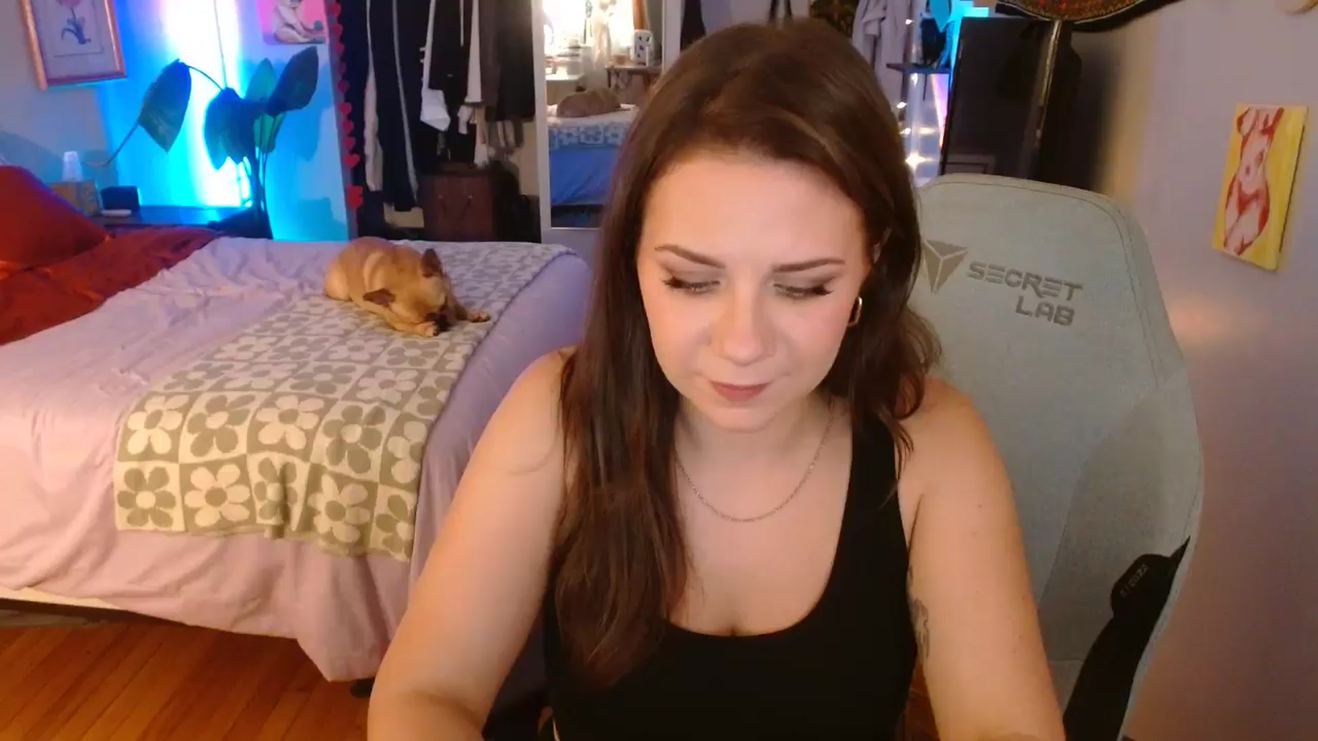 Gallery image thumbnail from Sweetestlilly's myfreecams stream on, 09/23/2024, 02:17 image 6 of 20
