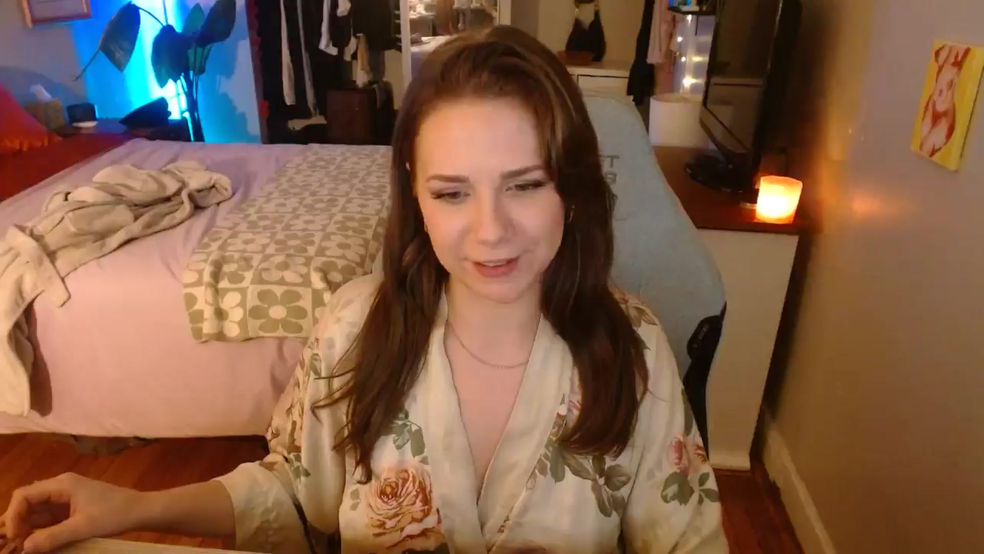 Gallery image thumbnail from Sweetestlilly's myfreecams stream on, 09/30/2024, 04:18 image 4 of 20