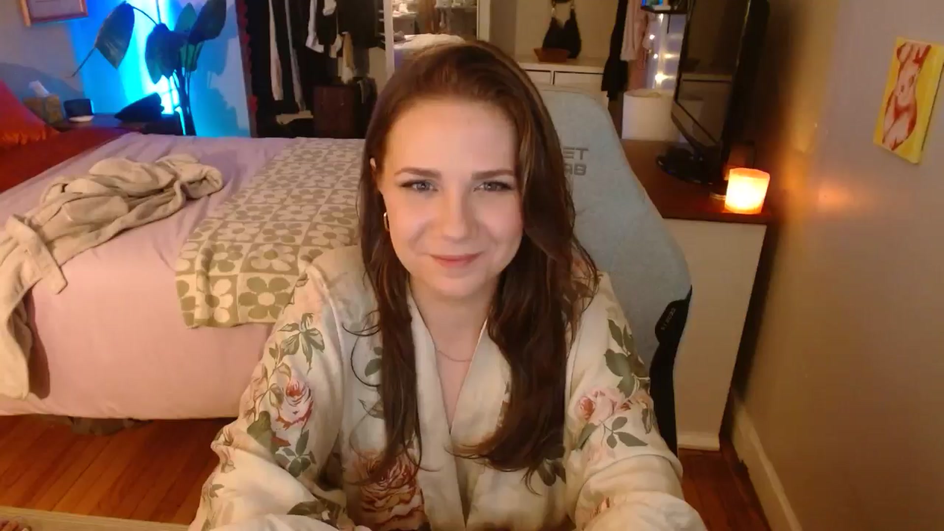 Gallery image thumbnail from Sweetestlilly's myfreecams stream on, 09/30/2024, 04:18 image 17 of 20
