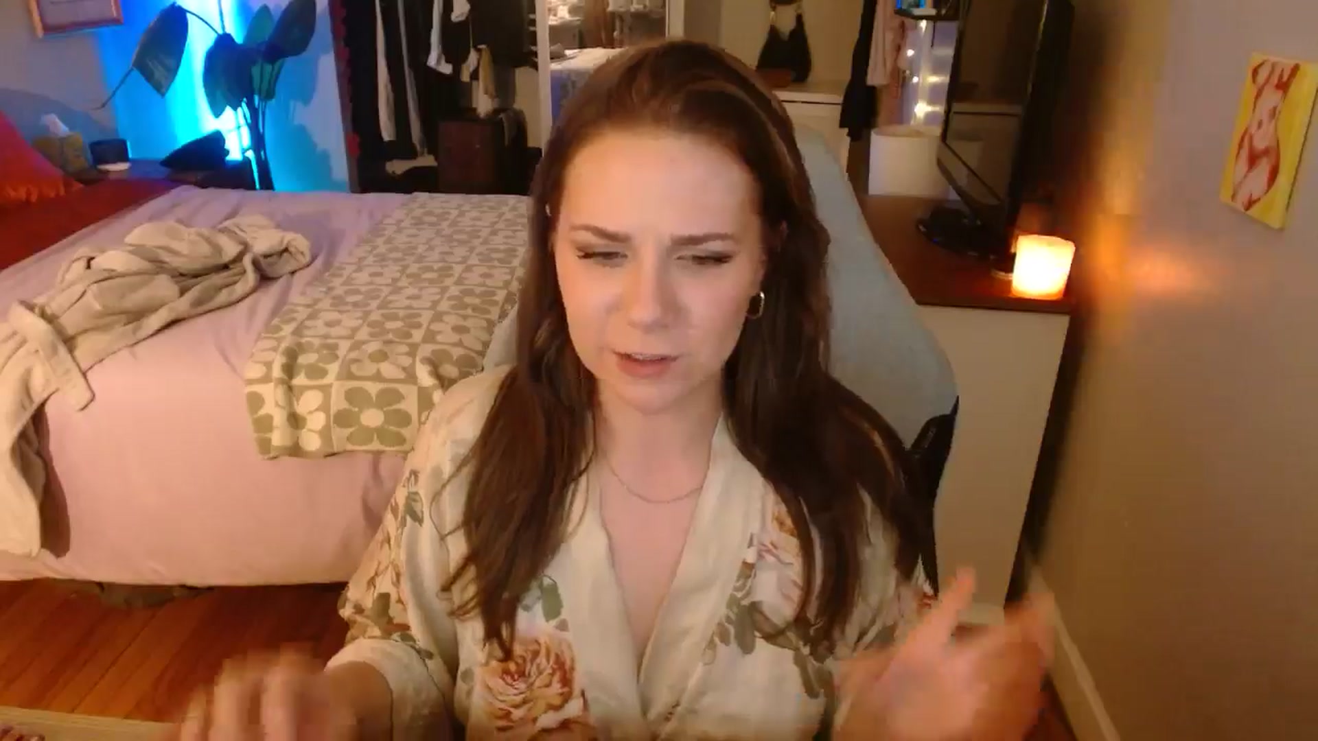 Gallery image thumbnail from Sweetestlilly's myfreecams stream on, 09/30/2024, 04:18 image 6 of 20