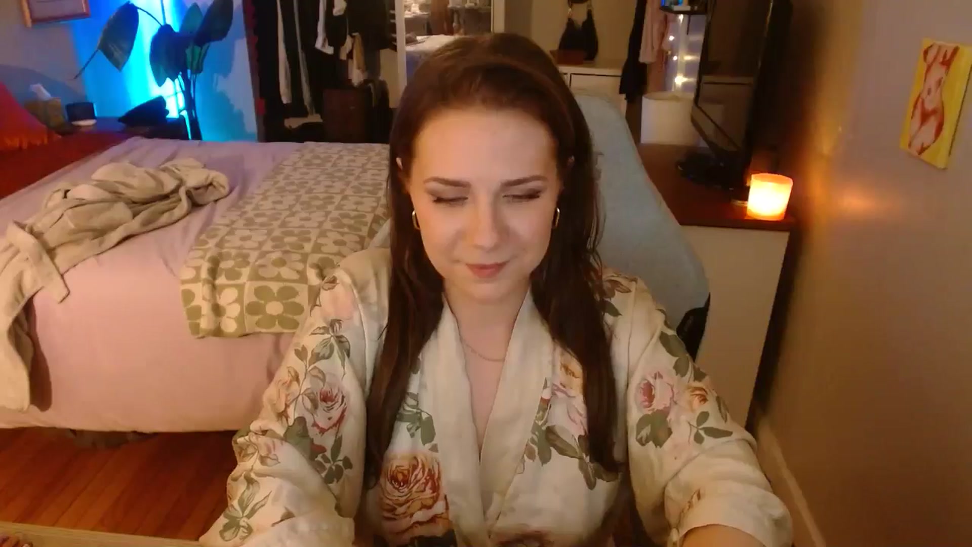 Gallery image thumbnail from Sweetestlilly's myfreecams stream on, 09/30/2024, 04:18 image 11 of 20