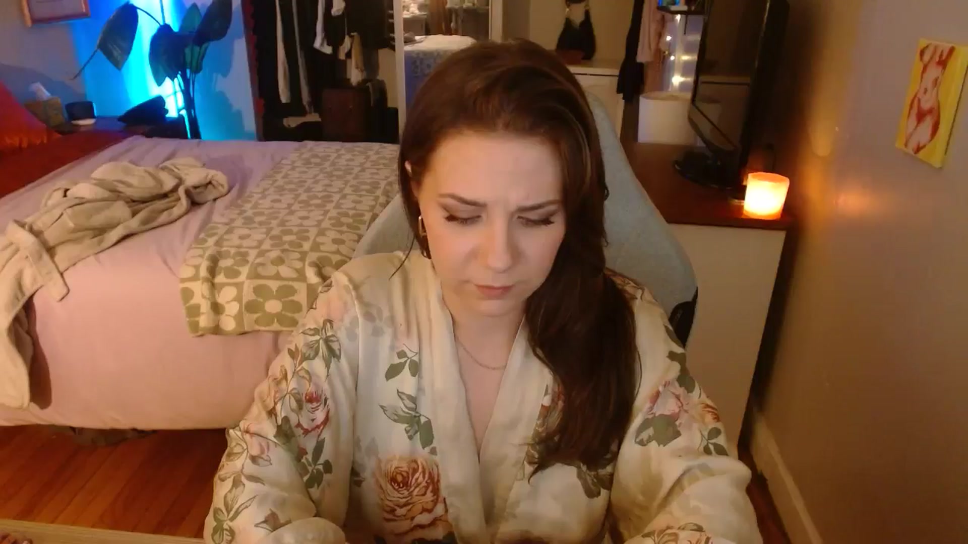 Gallery image thumbnail from Sweetestlilly's myfreecams stream on, 09/30/2024, 04:18 image 8 of 20