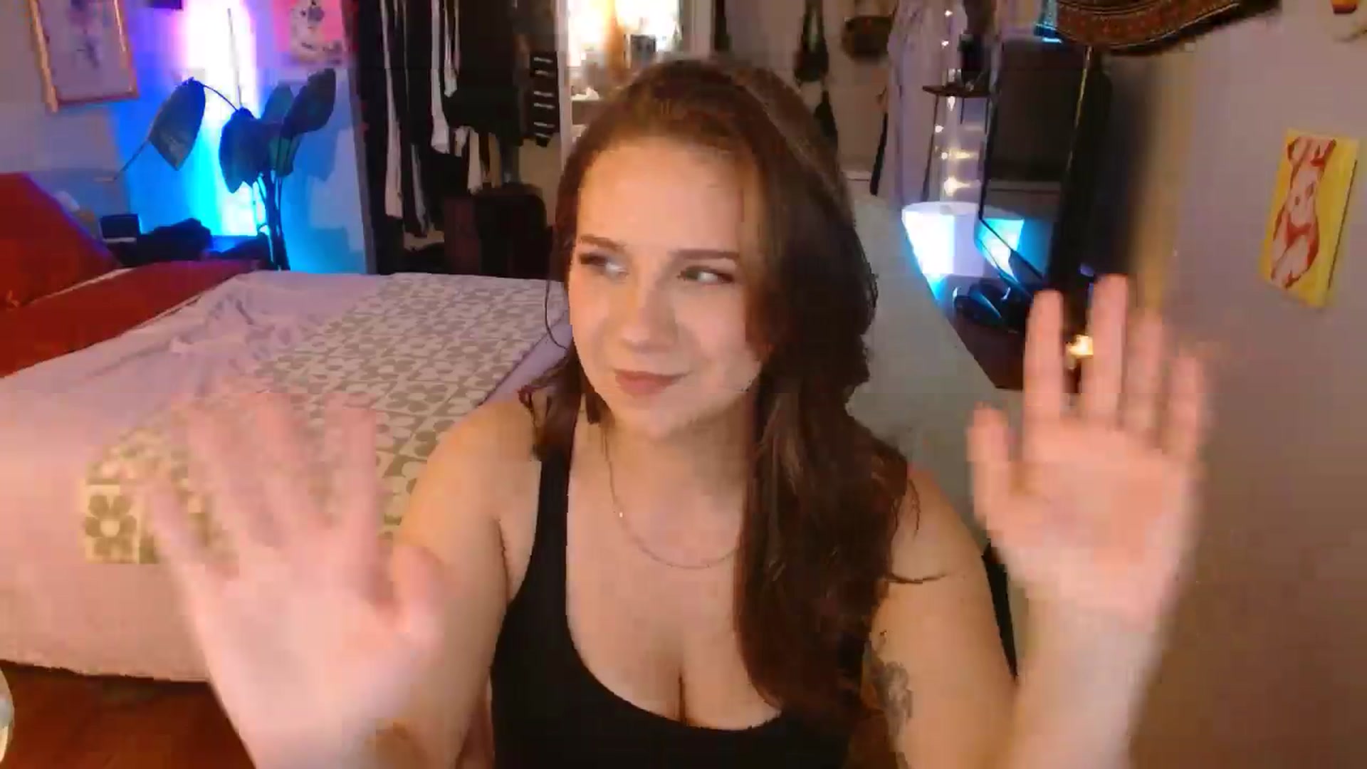 Gallery image thumbnail from Sweetestlilly's myfreecams stream on, 10/02/2024, 02:59 image 3 of 20