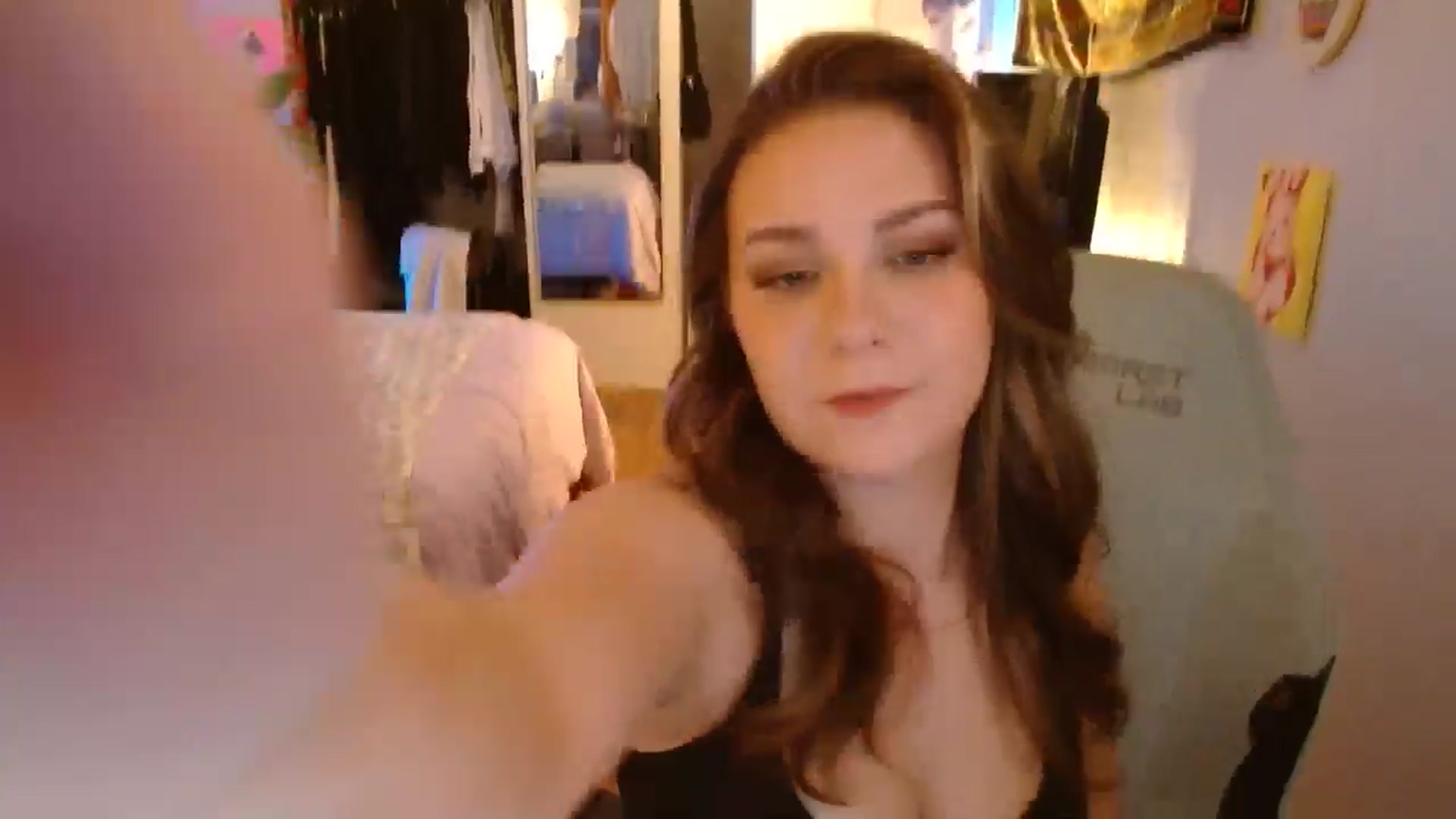 Gallery image thumbnail from Sweetestlilly's myfreecams stream on, 10/22/2024, 01:38 image 9 of 20