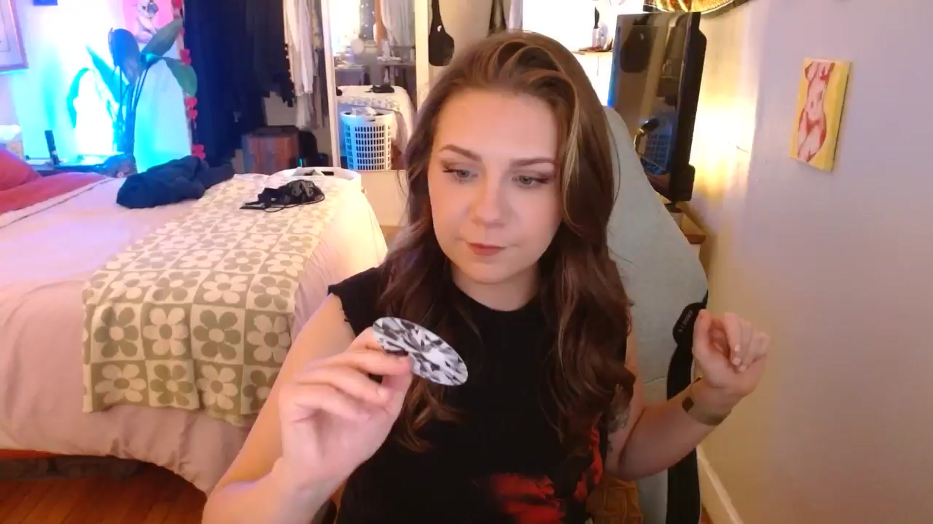 Gallery image thumbnail from Sweetestlilly's myfreecams stream on, 10/23/2024, 02:21 image 1 of 20