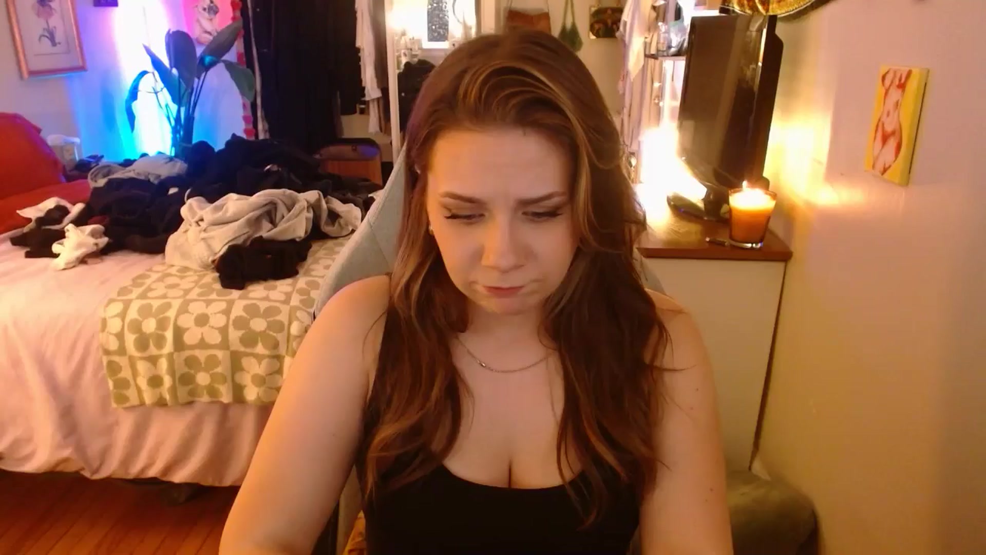 Gallery image thumbnail from Sweetestlilly's myfreecams stream on, 10/31/2024, 04:21 image 7 of 20