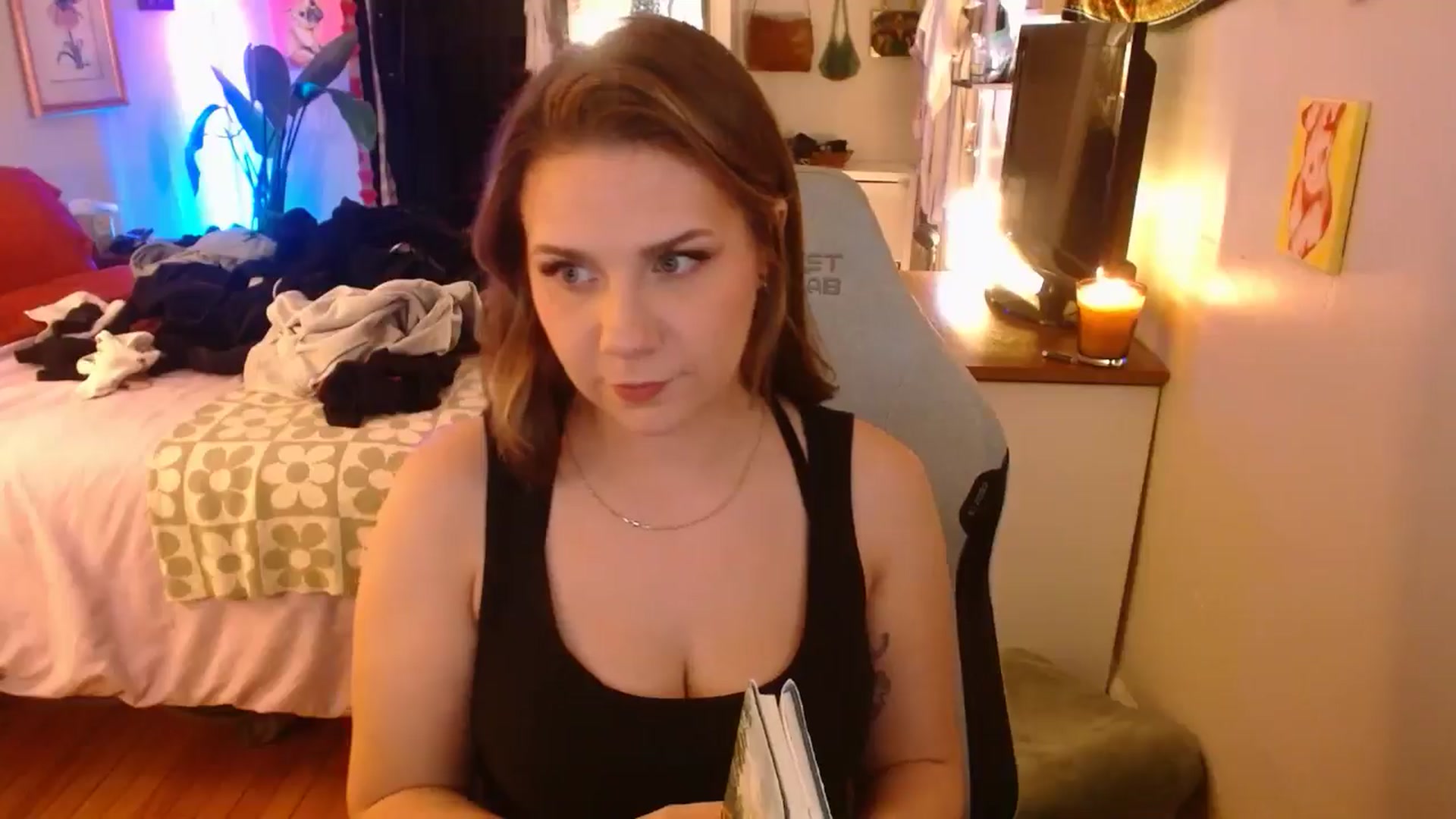 Gallery image thumbnail from Sweetestlilly's myfreecams stream on, 10/31/2024, 04:21 image 6 of 20