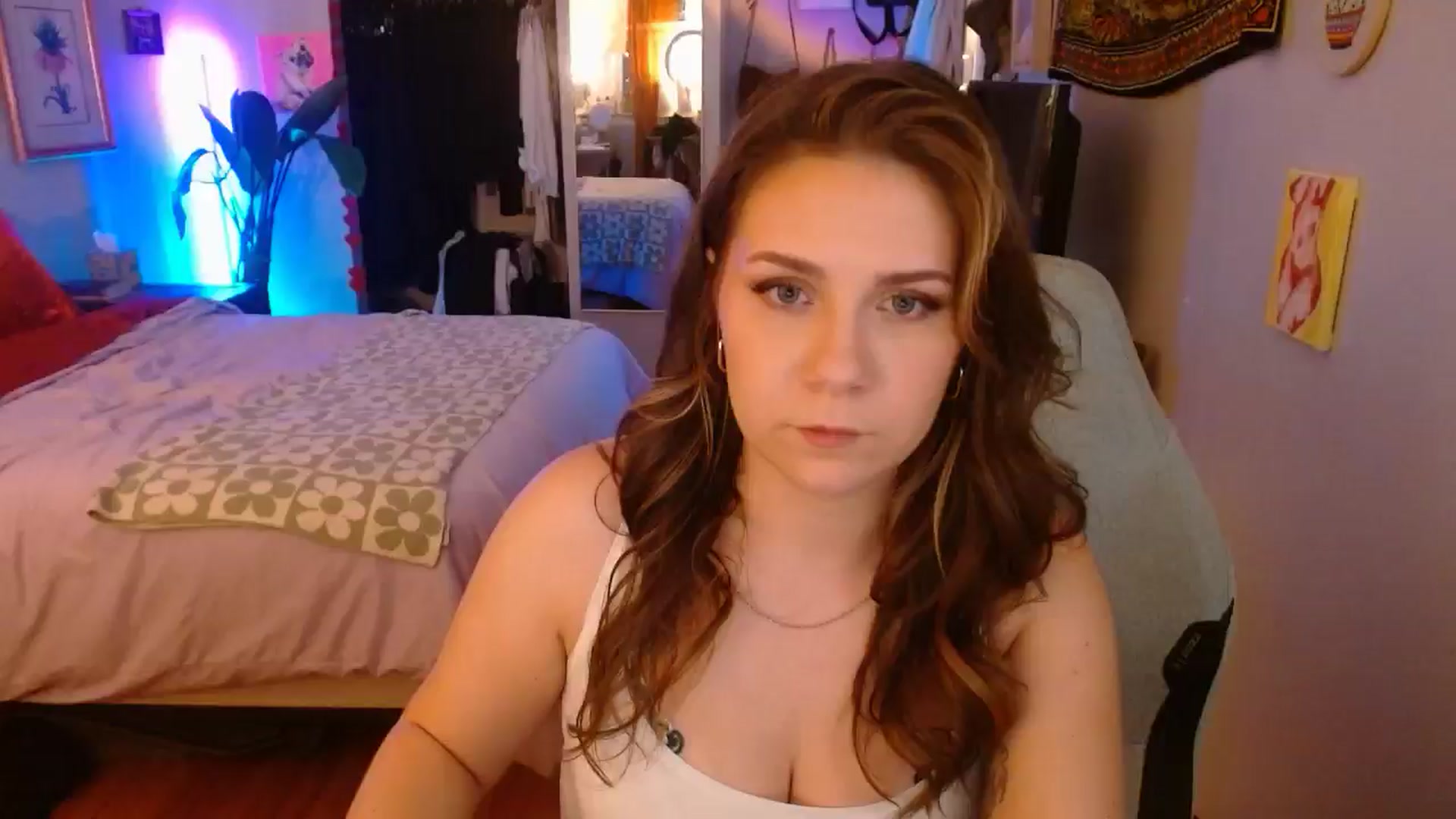 Gallery image thumbnail from Sweetestlilly's myfreecams stream on, 11/06/2024, 03:39 image 7 of 20