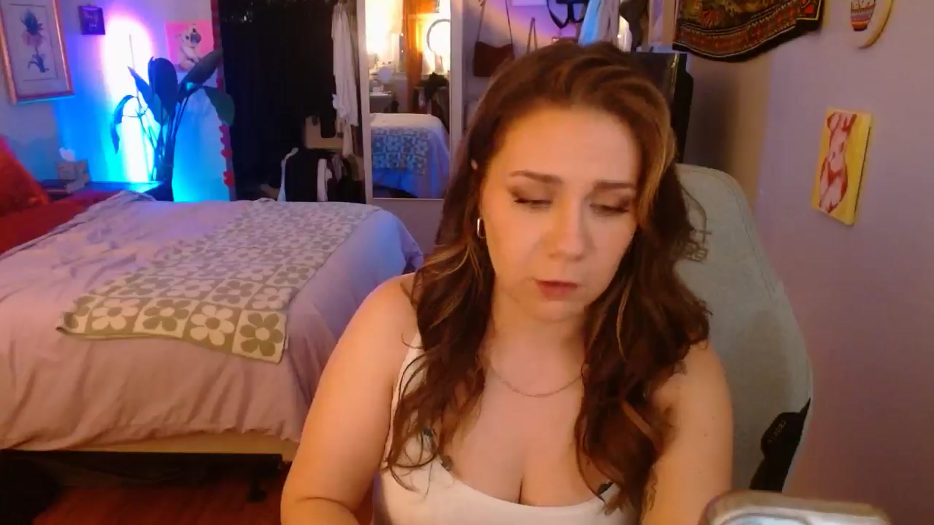 Gallery image thumbnail from Sweetestlilly's myfreecams stream on, 11/06/2024, 03:39 image 9 of 20