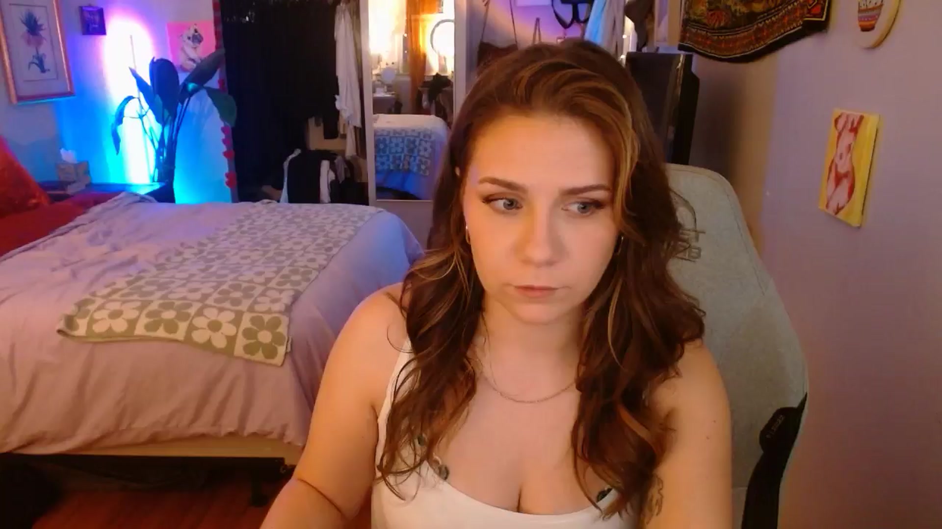 Gallery image thumbnail from Sweetestlilly's myfreecams stream on, 11/06/2024, 03:39 image 8 of 20