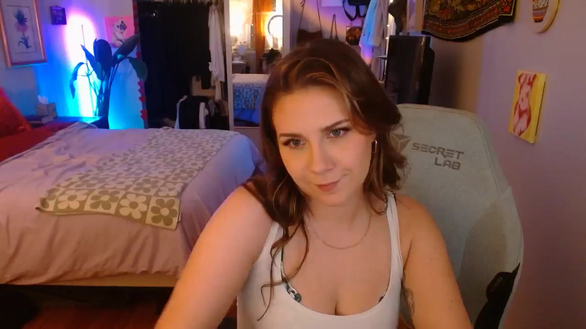 Gallery image thumbnail from Sweetestlilly's myfreecams stream on, 11/06/2024, 03:39 image 3 of 20