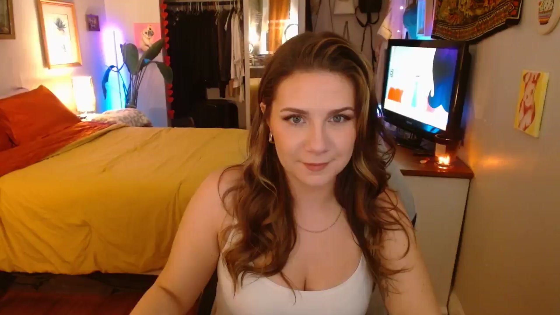 Gallery image thumbnail from Sweetestlilly's myfreecams stream on, 11/26/2024, 03:07 image 12 of 20
