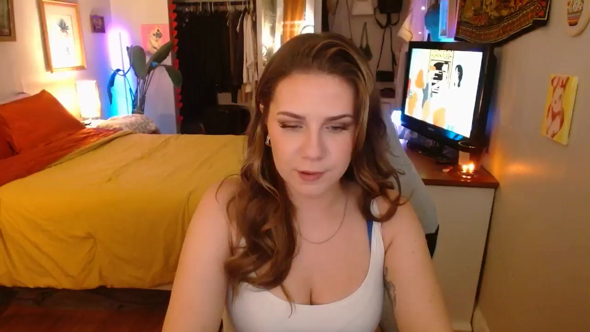 Gallery image thumbnail from Sweetestlilly's myfreecams stream on, 11/26/2024, 03:07 image 19 of 20