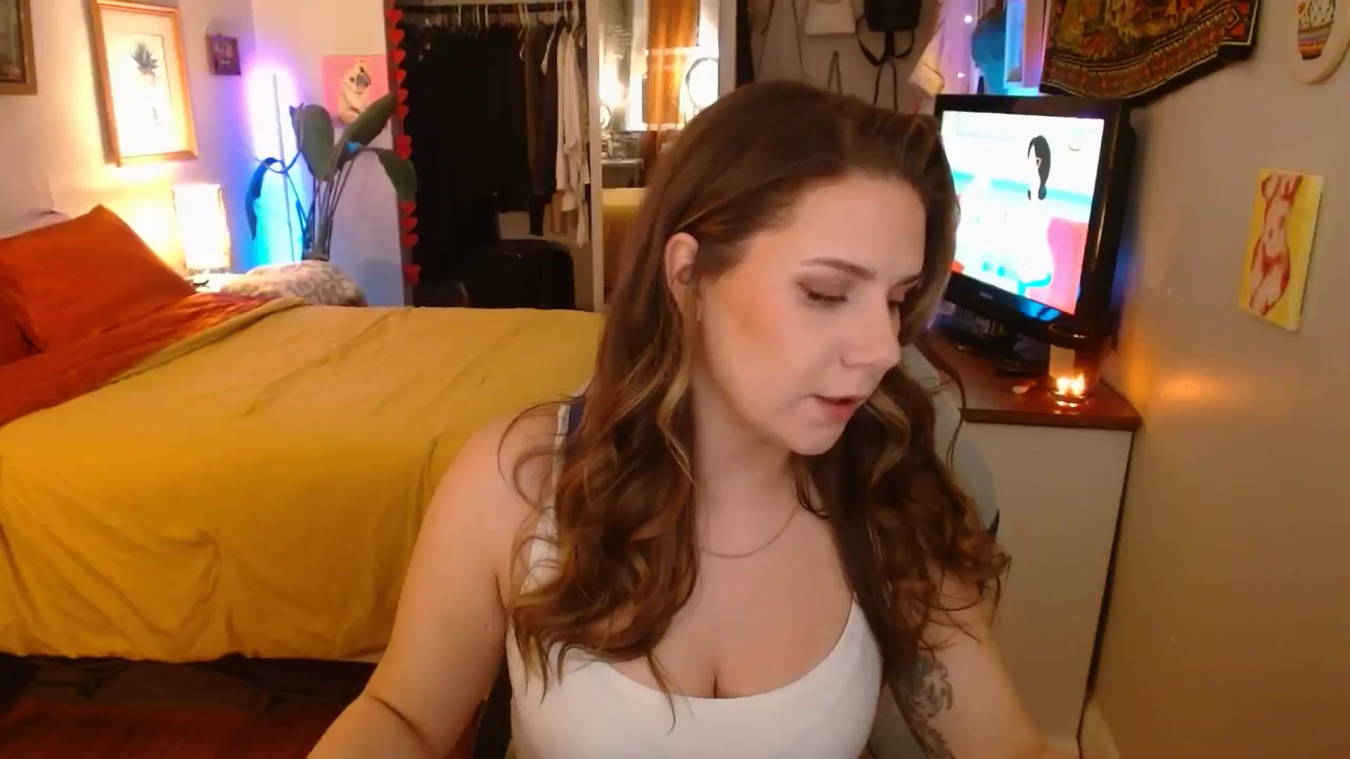 Gallery image thumbnail from Sweetestlilly's myfreecams stream on, 11/26/2024, 03:07 image 13 of 20