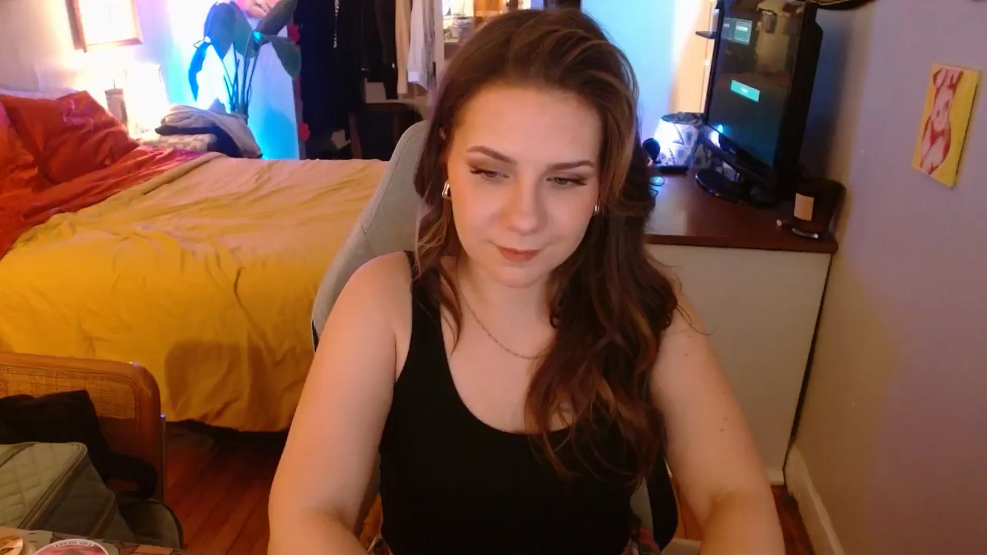 Gallery image thumbnail from Sweetestlilly's myfreecams stream on, 11/30/2024, 03:58 image 14 of 20